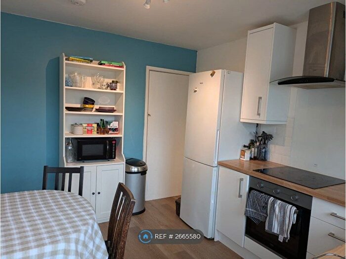 3 Bedroom Terraced House To Rent In Highbury Road, Bristol, BS3