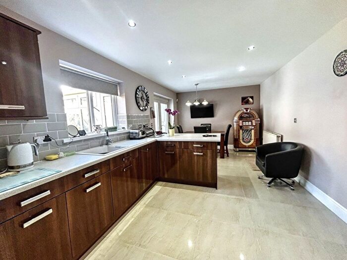5 Bedroom Detached House For Sale In Swanston Grove, Blyth, NE24
