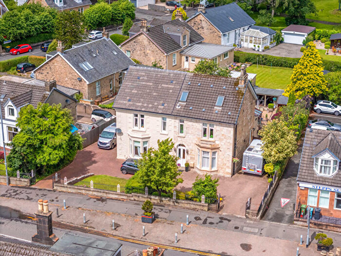 4 Bedroom Semi-Detached House For Sale In Cumbernauld Road, Stepps, Glasgow, G33