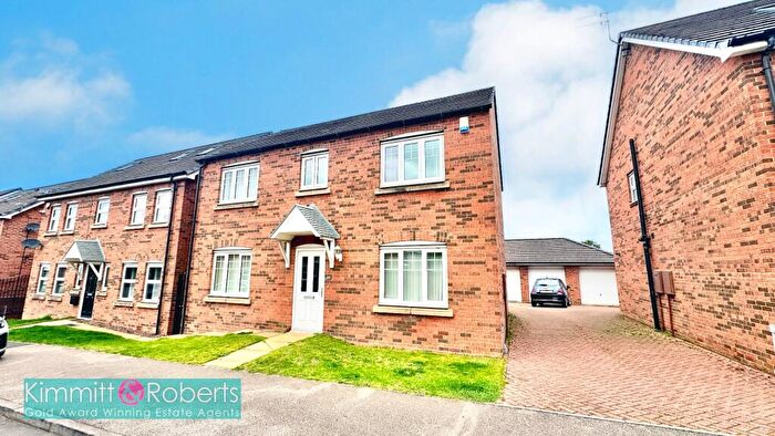 4 Bedroom Detached House For Sale In Bridle Way, Houghton Le Spring, Tyne And Wear, DH5