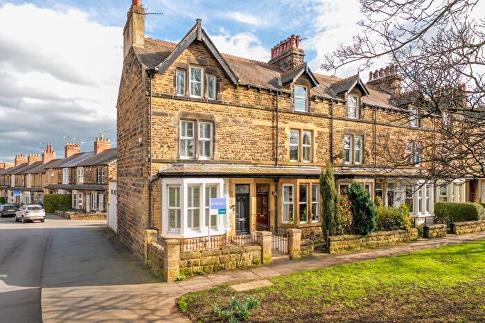 4 Bedroom Terraced House For Sale In Dragon View, Harrogate, HG1
