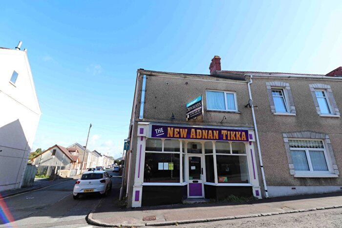 2 Bedroom Flat To Rent In St. Teilo Street, Pontarddulais, Swansea, SA4