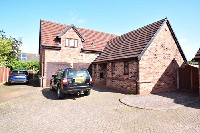 3 Bedroom Detached House For Sale In Sambrook Crescent, Market Drayton, Shropshire, TF9