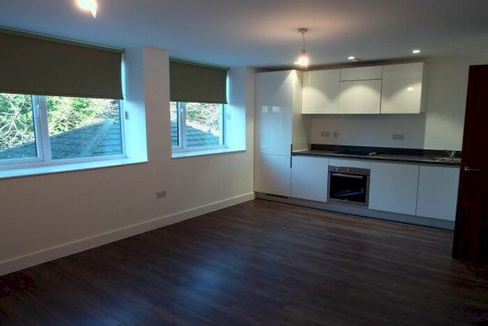 1 Bedroom Flat To Rent In Blackpole Road, Worcester, WR4