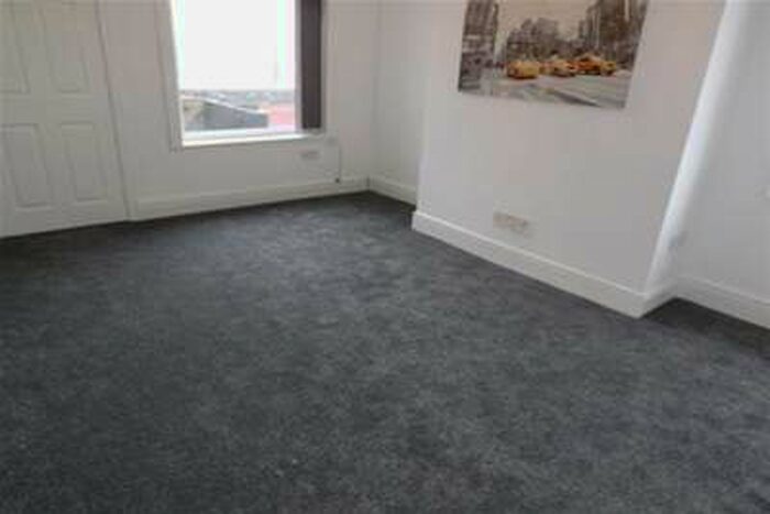 2 Bedroom House To Rent In Laurel Avenue, BB3