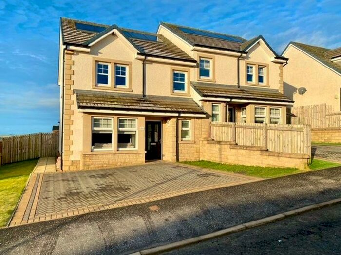 3 Bedroom Semi-Detached House For Sale In Dauner Way, Cumnock, KA18