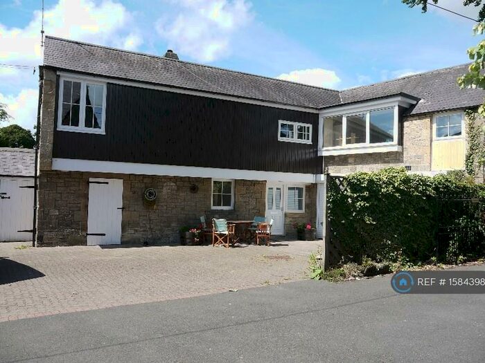 2 Bedroom Flat To Rent In Woodcroft Road, Wylam, NE41