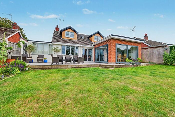 4 Bedroom Bungalow For Sale In Park Close, Foxton, LE16