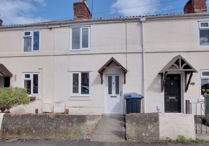 2 Bedroom Terraced House To Rent In Wyke Road, Trowbridge, BA14