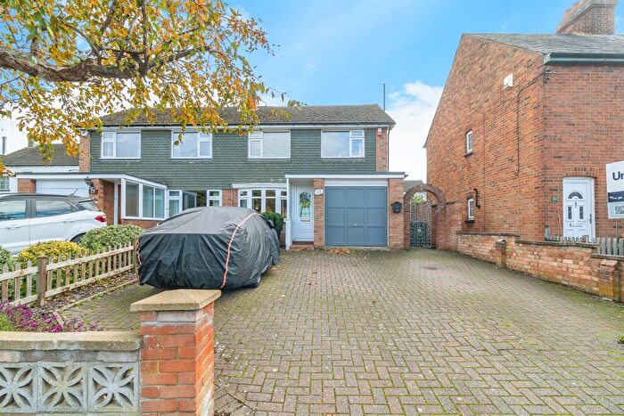 3 Bedroom Semi-Detached House For Sale In Windmill Road, Flitwick, Bedford, MK45