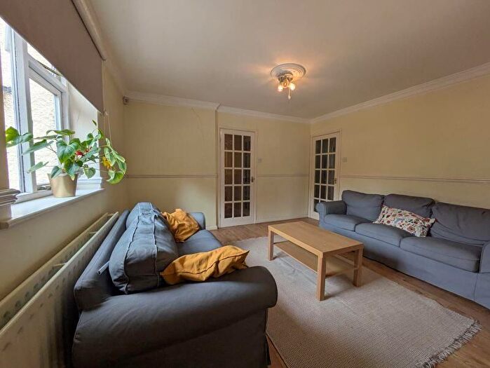 2 Bedroom Flat To Rent In Derby Road, Nottingham, NG7