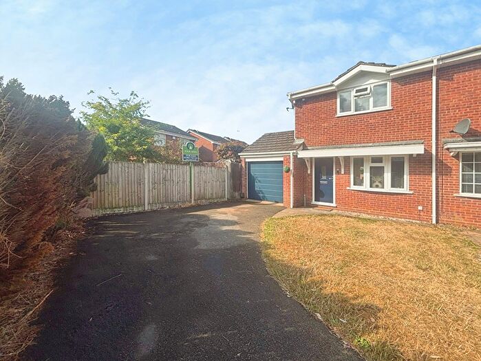 2 Bedroom Semi Detached House For Sale In Coulter Grove, Perton, Wolverhampton, Staffordshire, WV6