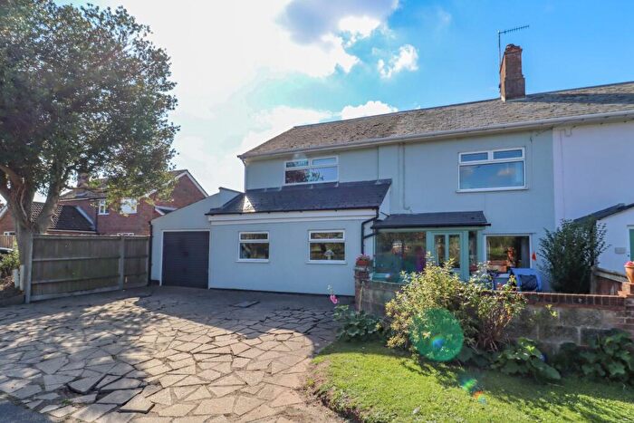 4 Bedroom Semi-Detached House For Sale In The Common, South Creake, NR21