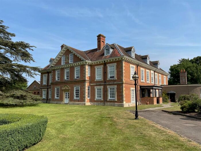 2 Bedroom Apartment To Rent In Clopton House, Clopton Road, Stratford Upon Avon, CV37