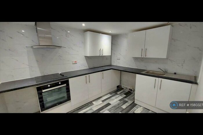 Studio To Rent In Rasbottom Street, Bolton, BL3