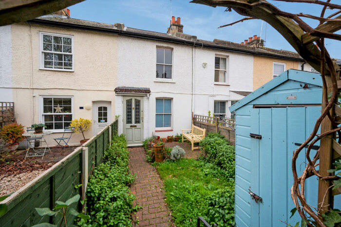 2 Bedroom Terraced House To Rent In St. Leonard's Road, Surbiton, KT6