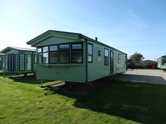 2 Bedroom Caravan For Sale In Carr Lane, Middleton, Morecambe, LA3