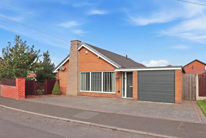 3 Bedroom Detached Bungalow For Sale In Court View, Clowne, Chesterfield, S43