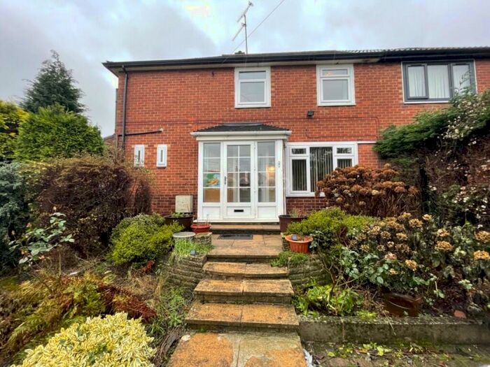 3 Bedroom Semi-Detached House To Rent In Namur Close, Derby, Derbyshire, DE22