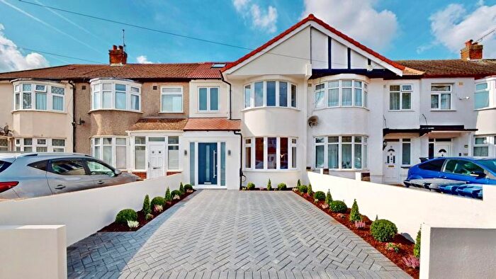 4 Bedroom Terraced House For Sale In Rutland Road, Southall, UB1
