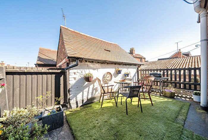 3 Bedroom Terraced House For Sale In Stephens Alley, Tewkesbury, Gloucestershire, GL20