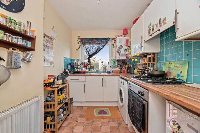 Studio For Sale In Dyke Road, BN1