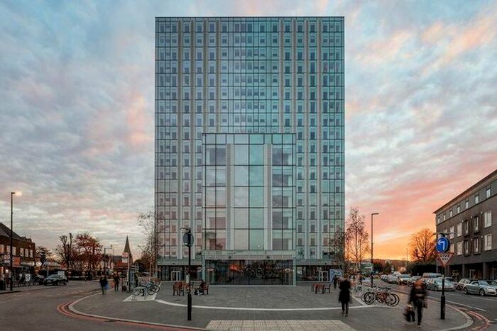 2 Bedroom Flat To Rent In Christchurch Road, Colliers Wood, SW19