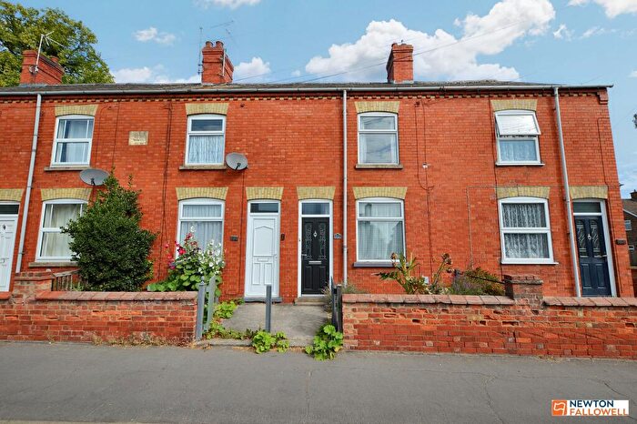 2 Bedroom Terraced House For Sale In West Street, Bourne, PE10