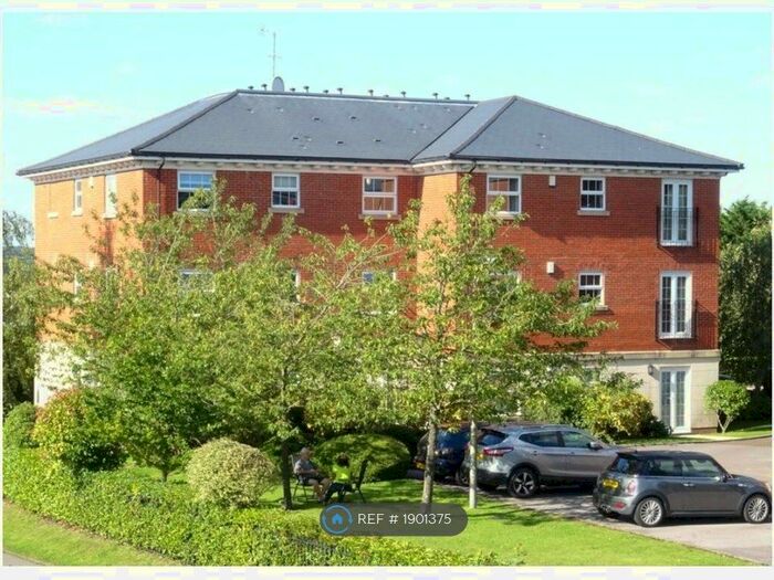 2 Bedroom Flat To Rent In Jago Court, Newbury, RG14