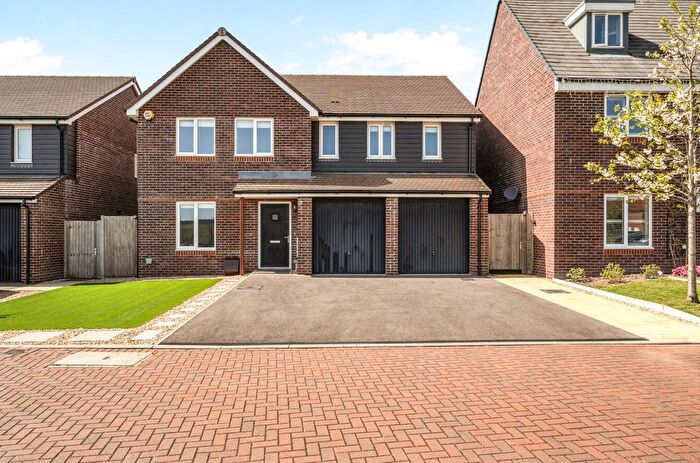 5 Bedroom Detached House For Sale In Harrison Way, Rownhams, Southampton, Hampshire, SO16