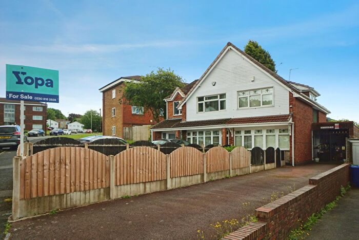2 Bedroom Semi-Detached House For Sale In Osprey Drive, Russells Hall, Dudley, DY1