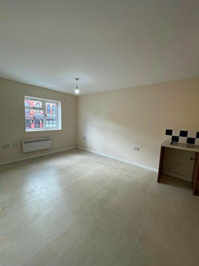 1 Bedroom Flat To Rent In Razia Apartments, Fulham Road, Sparkhill, Birmingham, B11