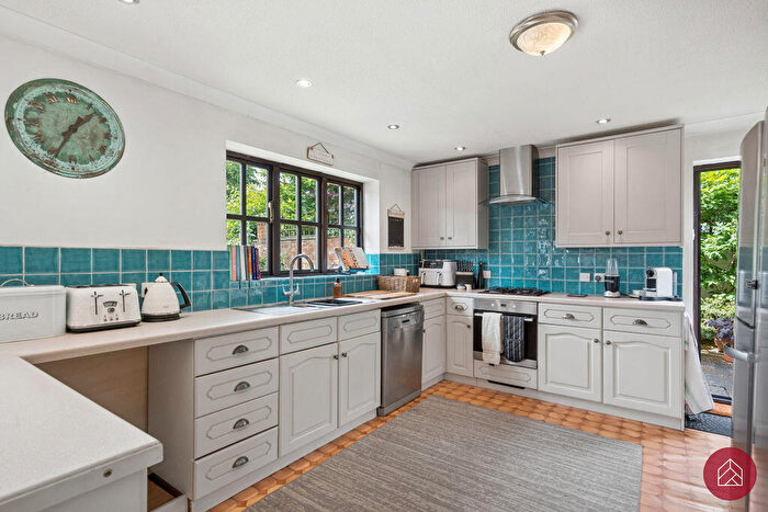 4 Bedroom Detached House For Sale In Kingston Bagpuize, Abingdon, OX13