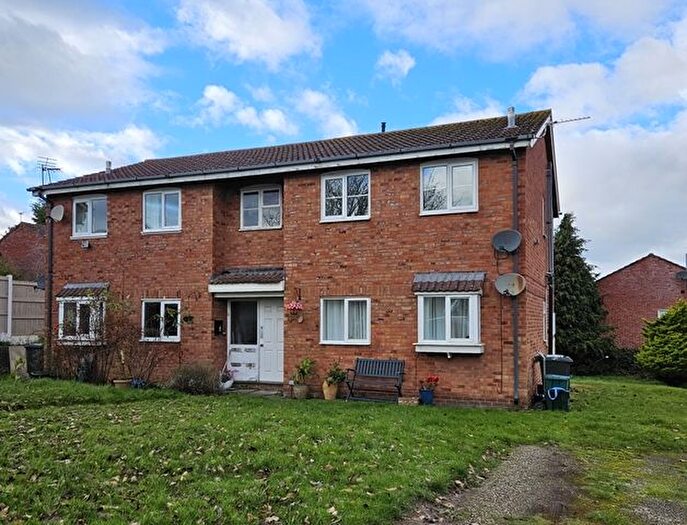 1 Bedroom Flat To Rent In Fron Uchaf, Colwyn Bay, LL29