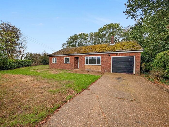 3 Bedroom Bungalow To Rent In Caenby Cliff, Market Rasen, LN8