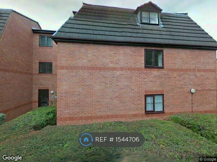 1 Bedroom Flat To Rent In Gladbeck Way, Enfield, EN2