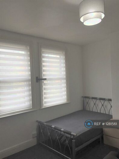 Studio To Rent In Kelvin Buildings, Sheffield, S6