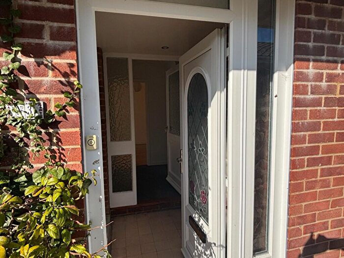 2 Bedroom Bungalow For Sale In Hillside Road, Wool, BH20