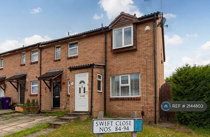 3 Bedroom End Of Terrace House To Rent In Swift Close, Letchworth Garden City, SG6