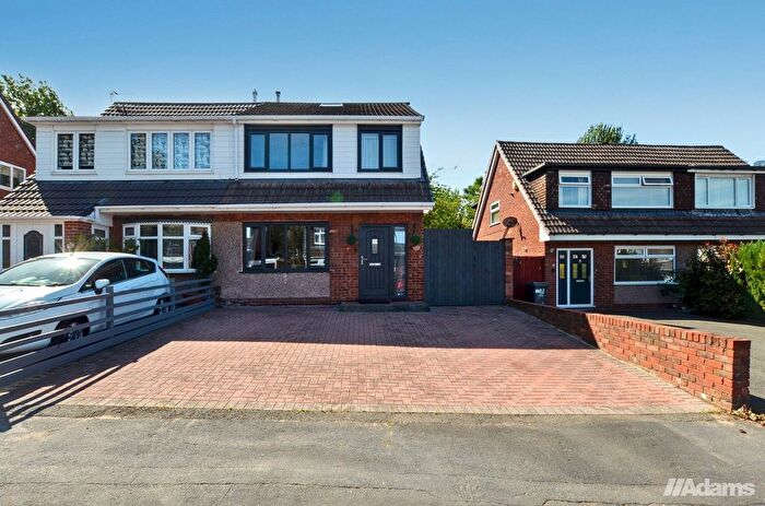 3 Bedroom Semi-Detached House For Sale In Marlston Place, Runcorn, WA7