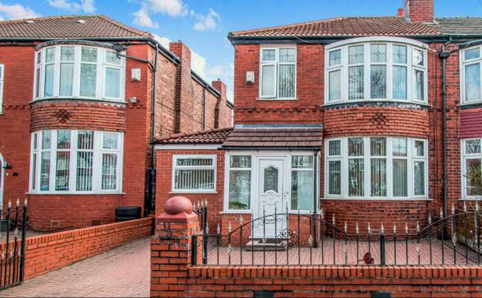 3 Bedroom Semi-Detached House To Rent In Kingsway, Manchester, M19