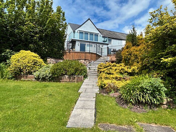 4 Bedroom Semi-Detached House For Sale In Littledean Hill Road, Cinderford, GL14
