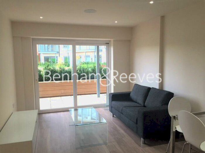 1 Bedroom Apartment To Rent In Aerodrome Road, Colindale, NW9