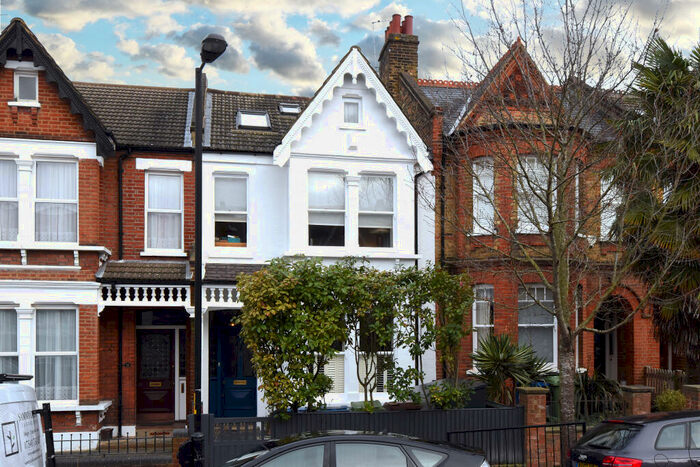 4 Bedroom Terraced House To Rent In Beauval Road, SE22