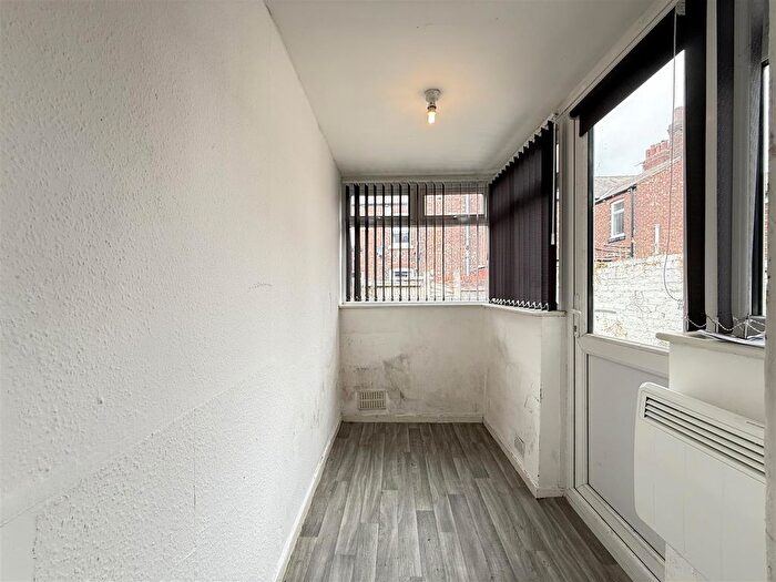 2 Bedroom Property To Rent In Hawthorn Street, Audenshaw, Manchester, M34