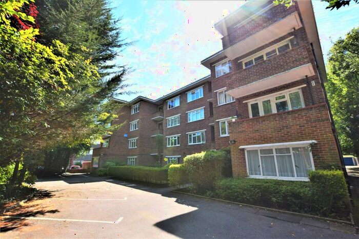 1 Bedroom Flat To Rent In Hulse Lodge, Southampton, Hampshire, SO15