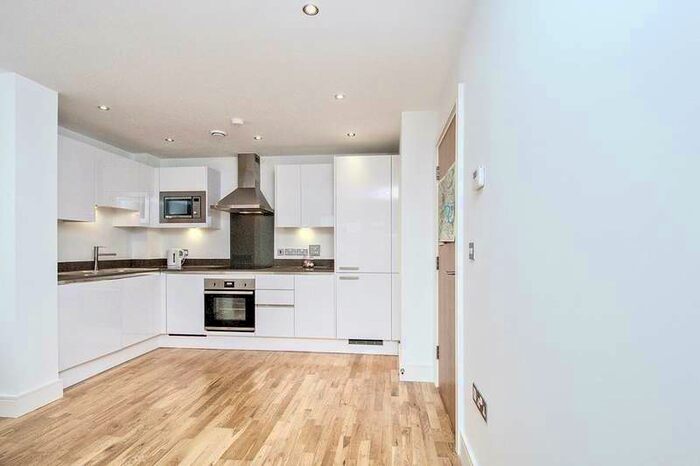 1 Bedroom Apartment To Rent In Dowells Street, London, SE10