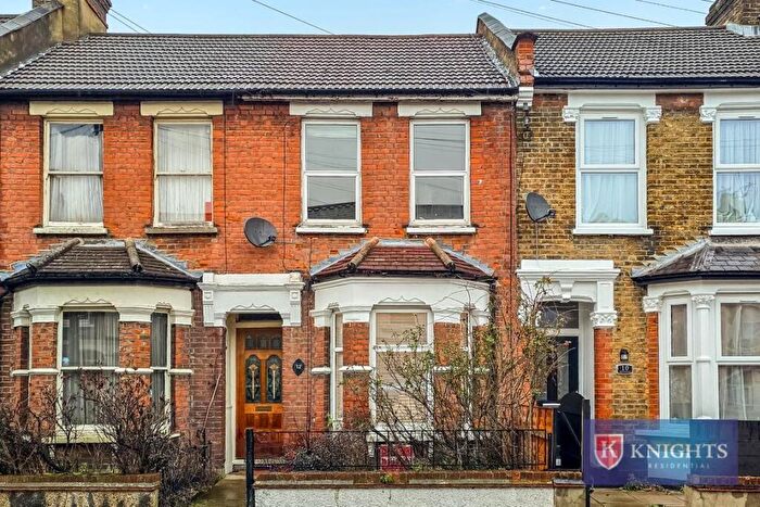 2 Bedroom Terraced House For Sale In Sperling Road, Bruce Grove, London, N17