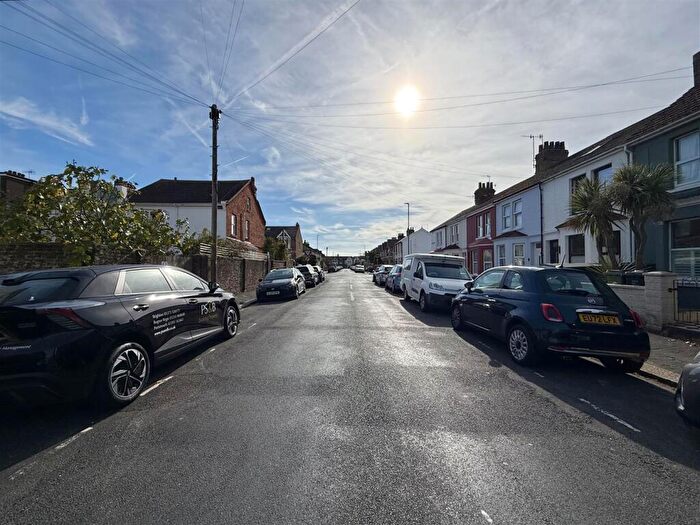 2 Bedroom Flat To Rent In Norway Street, Portslade, BN41