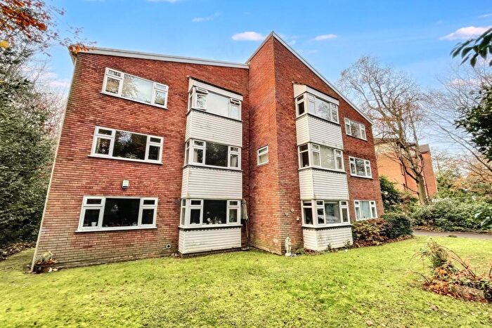 2 Bedroom Flat For Sale In Bournemouth, BH2